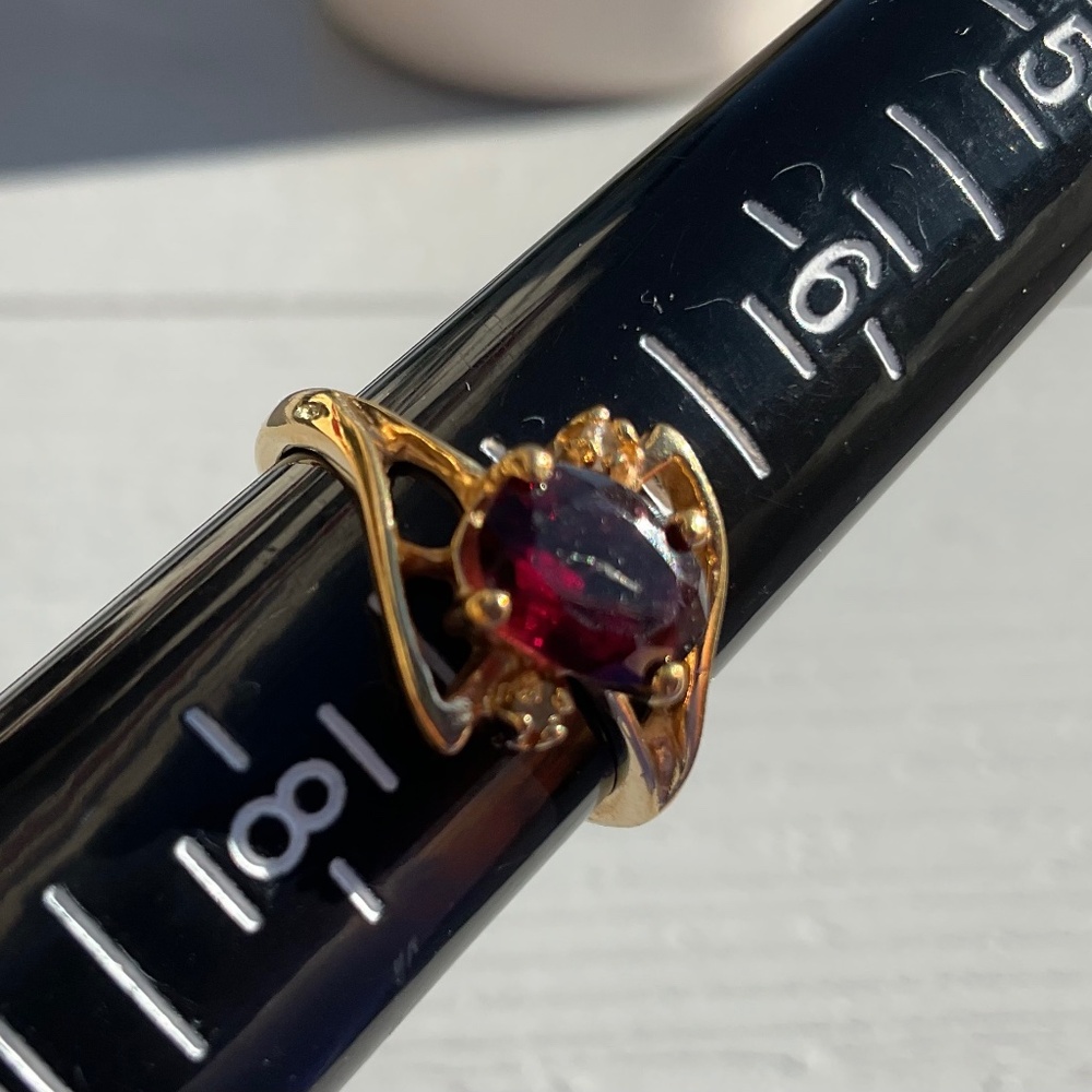 Gio Lind Ring Vintage Amethyst 24k HGE Size 7